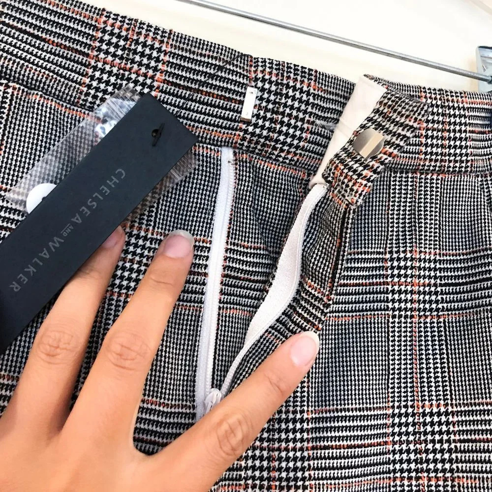 Chelsea and Walker RARE Plaid Flare Clasp Pants 4 - Picture 7 of 11